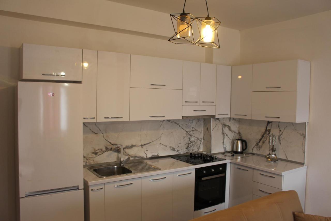 City Center Luxurious Apartment Shkoder Ngoại thất bức ảnh